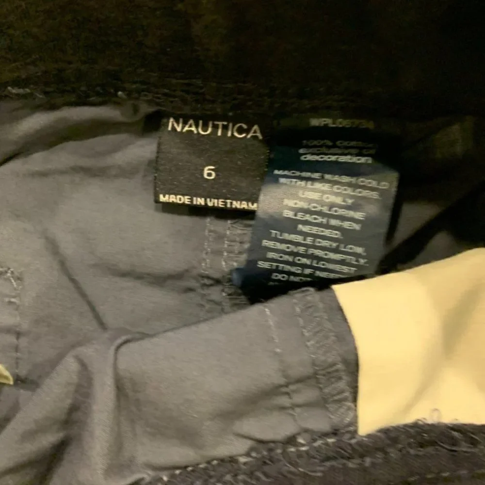 Nautica Short Size 6 boys